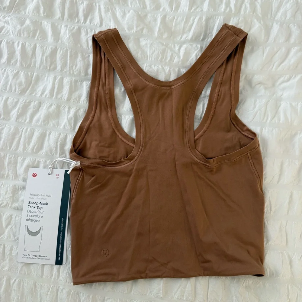 Lululemon Tank - Picture 4 of 4